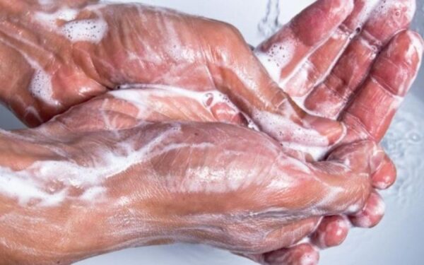 Προσωπική υγιεινή: 3 μύθοι που πρέπει να ξεδιαλύνετε άμεσα!