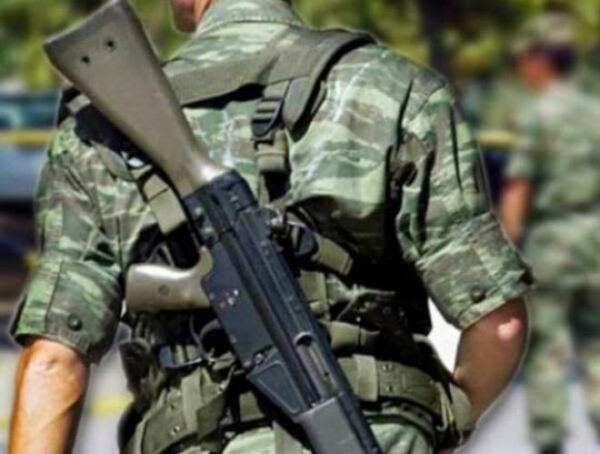 Ξανά το θέμα των στρατιωτικών λυκείων!