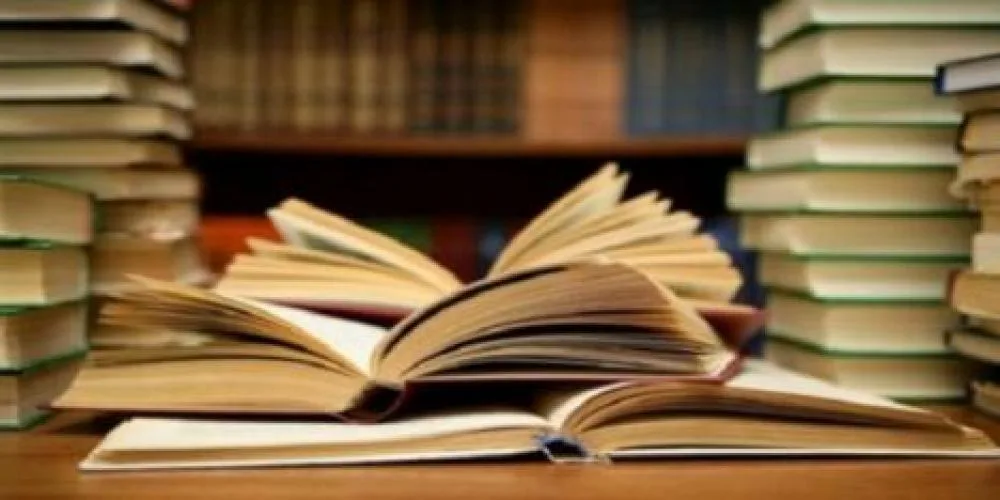 Διαδικασία προμήθειας βιβλίων Γαλλικής και Γερμανικής γλώσσας