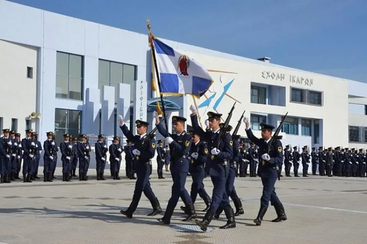 Πολεμική Αεροπορία: Εως 15 Ιουνίου η αποστολή ελλιπών δικαιολογητικών υποψηφίων για τις σχολές της Π.Α.