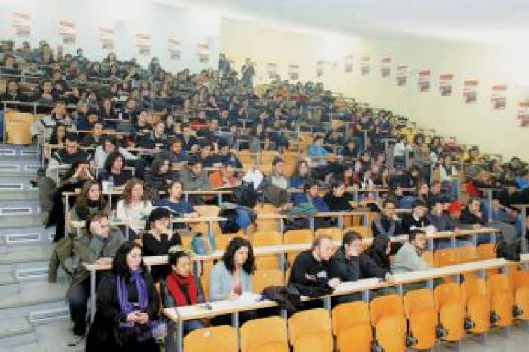 Μετεγγραφές Φοιτητών 2016: Εκτός 56% των αιτήσεων