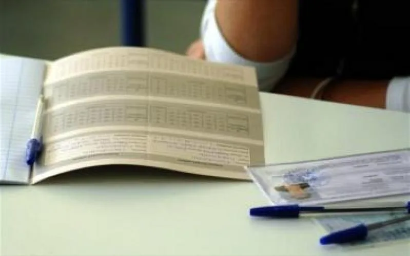 Αγνοια δηλώνει ο Φίλης για τα περί κατάργησης Ειδικών Μαθημάτων