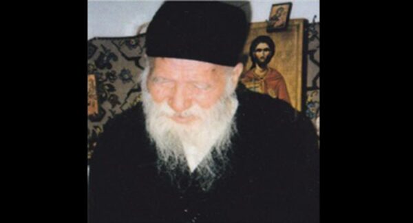 Τι είναι στ’ αλήθεια Πάσχα; (διδαχή από τον Άγιο Πορφύριο)