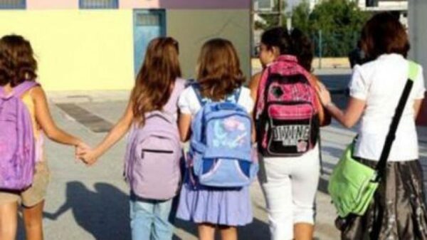 Οι 6 συνήθειες που πρέπει να αποκτήσουν οι γονείς με την έναρξη της σχολικής χρονιάς