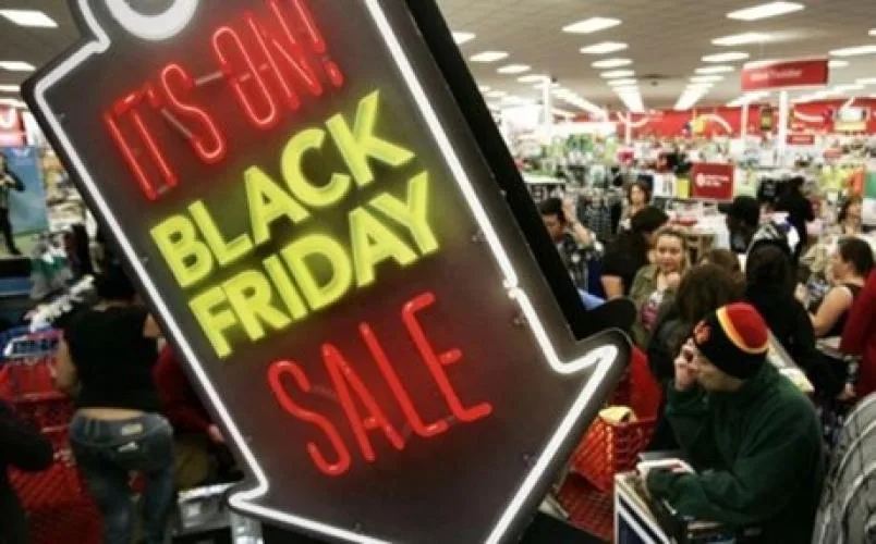 Black Friday ΕΛΛΑΔΑ 2016: Ποια καταστήματα θα συνεχίσουν τις προσφορές και το Σάββατο