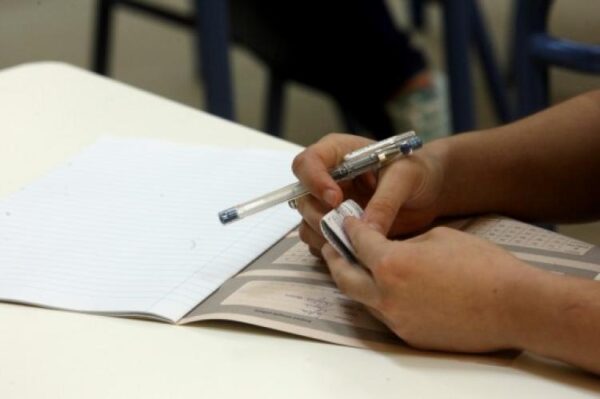 Βάσεις 2016: Oι πρώτες εκτιμήσεις από τα βαθμολογικά κέντρα