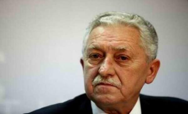 Ο Κουβέλης «μαρτύρησε» τα ισοδύναμα για το ΦΠΑ στην Παιδεία ;