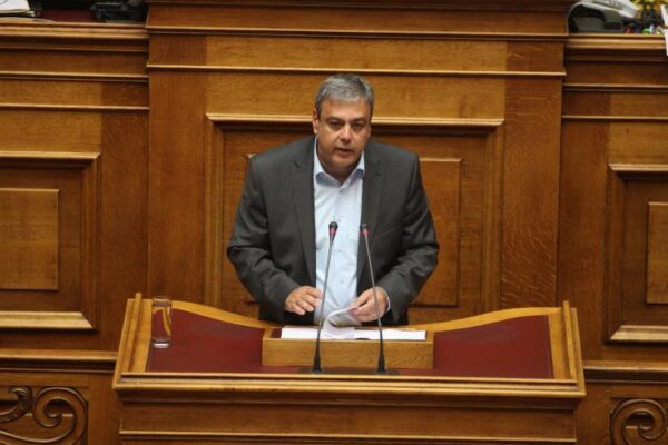 Βερναρδάκης: Ερχονται 20.000 μόνιμες προσλήψεις το 2016 – 10.000 μόνιμοι επαιδευτικοί