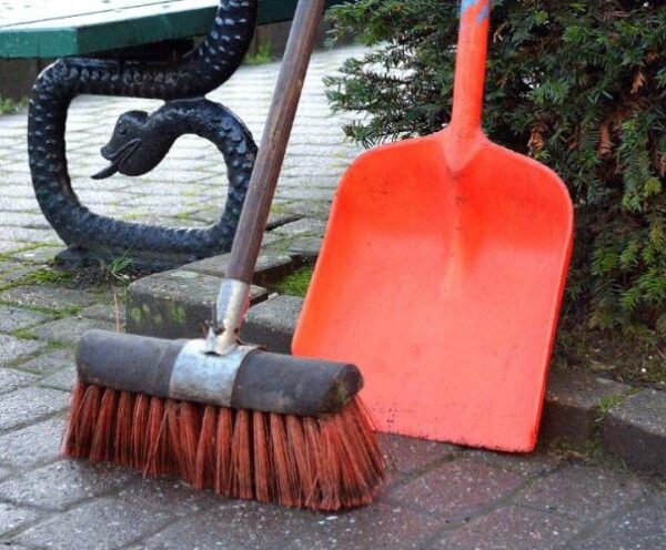 Πάτρα: Επιστολή Αθανασόπουλου στον Φίλη για τις σχολικές καθαρίστριες