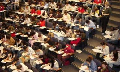 Εξωφρενικές καταστάσεις στα πανεπιστήμια ενώ το κράτος αδιαφορεί