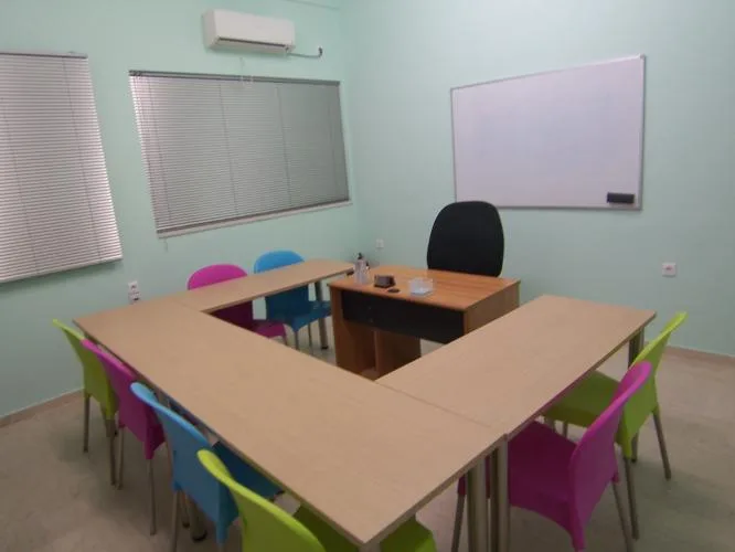 Μπήκε φόρος στο κρασί αλλά ο ΦΠΑ στην εκπαίδευση δεν έφυγε !