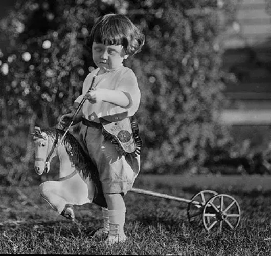 Άλλο εκπαιδευτικοί και άλλο εκπαιδευτές αλόγων κούρσας