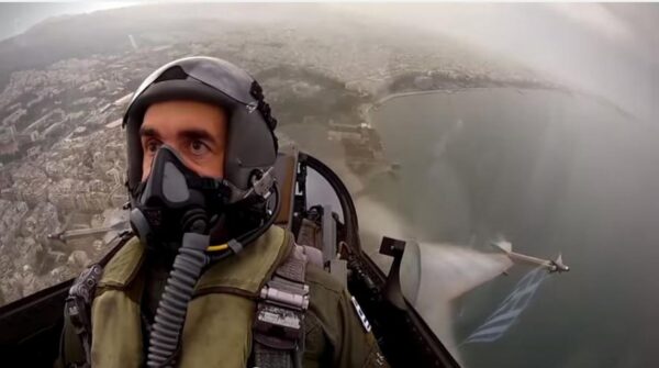 Σωτήρης Στράλης: ο πιλότος που συγκίνησε όλη την Ελλάδα