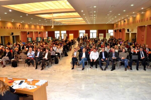 ΤΟ ΕΘΝΙΚΟ ΠΛΑΙΣΙΟ ΠΡΟΣΟΝΤΩΝ: ΓΙΑ ΜΑΘΗΣΗ ΚΑΙ ΕΡΓΑΣΙΑ ΧΩΡΙΣ ΣΥΝΟΡΑ