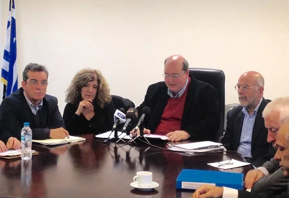 Η Oλομέλεια της Επιτροπής Εθνικού Διαλόγου, αύριο Σάββατο, στο υπουργείο