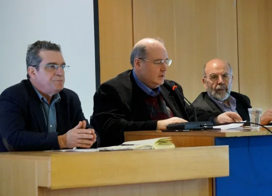 Ομιλίες του Γ.Γ. του υπουργείου, Γιάννη Παντή, και του Προέδρου της Επιτροπής για την Παιδεία, Αντώνη Λιάκου στην ολομέλεια