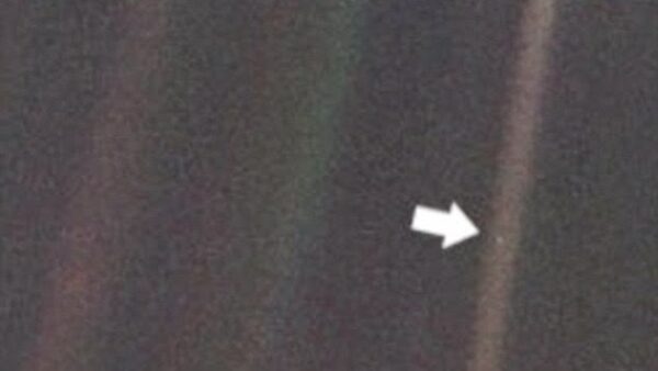 Απίστευτο βίντεο που δείχνει ότι είμαστε “σκόνη στον άνεμο”