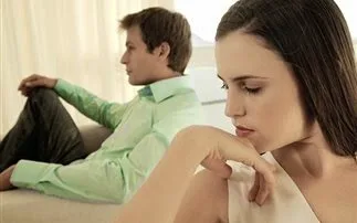 Γιατί οι γυναίκες μετανιώνουν συχνά για τις αποφάσεις τους