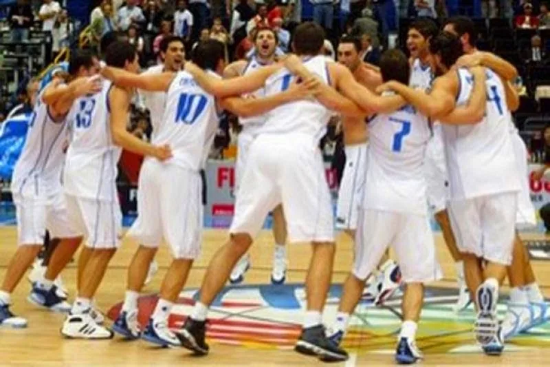 Αξίζει να το δείτε: Σαν σήμερα πριν 8 χρόνια ο θρίαμβος της Εθνικής επί των ΗΠΑ! [video]