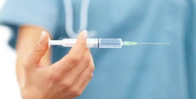 Ποιες ώρες πρέπει να εμβολιαζόμαστε με το αντιγριππικό για να έχουμε καλύτερα αντισώματα;