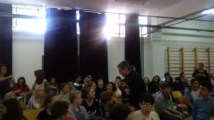 22-10-14 Απροειδοποίητη επίσκεψη του Υπουργού Παιδείας και Θρησκευμάτων Ανδρέα Λοβέρδου σε σχολείο της Θεσσαλονίκης