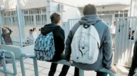 Παιδεία ώρα μηδέν. Απεργία διαρκείας, λουκέτα σε ΑΕΙ και ΤΕΙ