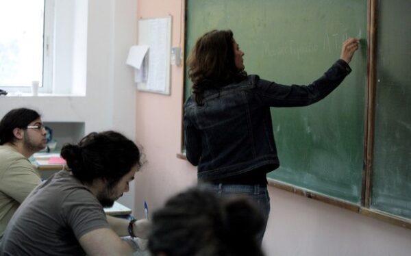 Αξιολόγηση εκπαιδευτικών: Τι ισχύει όταν πρόκειται για συγγενική σχέση