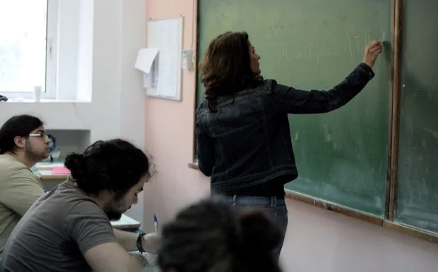 Αξιολόγηση εκπαιδευτικών: Τι ισχύει όταν πρόκειται για συγγενική σχέση