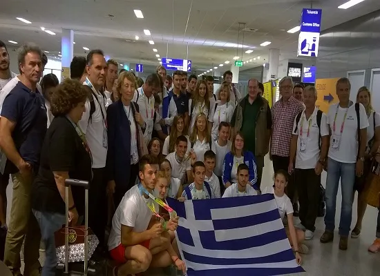 O Nίκος Φίλης συνεχάρη τους μαθητές – αθλητές