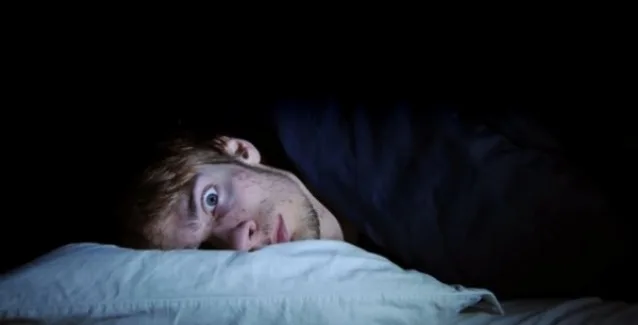 Αϋπνίες: Πέντε απλές συμβουλές για καλύτερο ύπνο