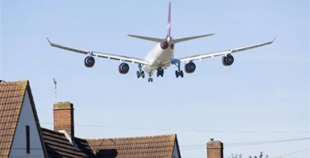 Ο θόρυβος από τα αεροπλάνα αυξάνει τον κίνδυνο υπέρτασης