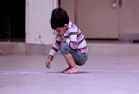 Πολύ συγκινητικό !!!! Δες τι ζωγραφίζει αυτό το αγόρι