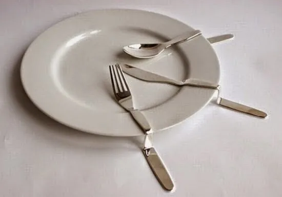 ΑΠΙΣΤΕΥΤΟ! Τι προκαλούν τα μαχαιροπίρουνα στο φαγητό;