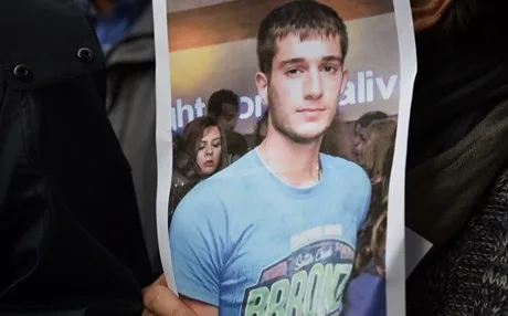 Ανακοίνωση ΟΛΜΕ για το θάνατο του Βαγγέλη Γιακουμάκη