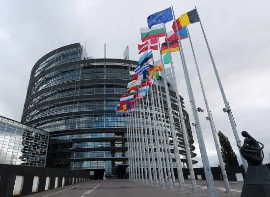 Ασφαλείς επιστρέφουν από Βρυξέλλες οι Έλληνες μαθητές και οι συνοδοί τους