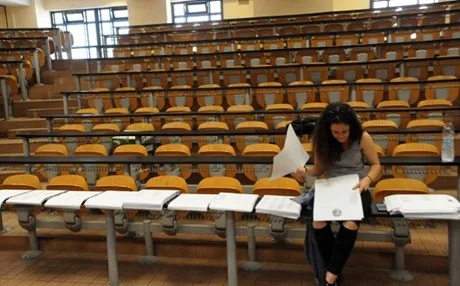 Παρατείνεται κατά μία μέρα η υποβολή αιτήσεων για τις μετεγγραφές