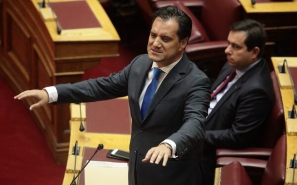 Άδωνις Γεωργιάδης: Κάνει ταχύρρυθμα σεμινάρια ρητορικής