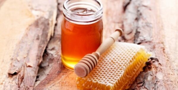 Ποια ανθεκτικά μικρόβια καταπολεμά το μέλι