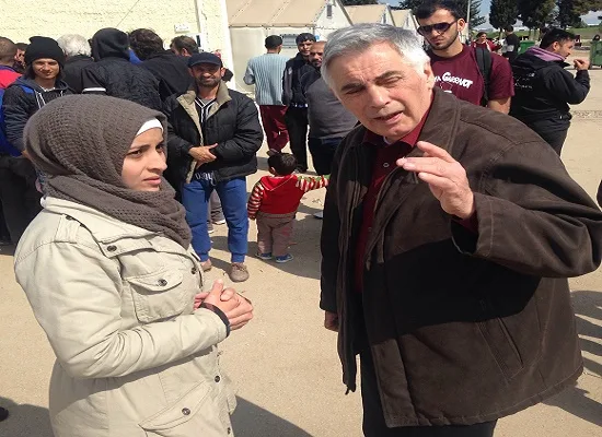 Τους πρόσφυγες στα Διαβατά επισκέφτηκαν ο Υφυπουργός Θεοδόσης Πελεγρίνης και ο Γ.Γ. Ιωάννης Παντής