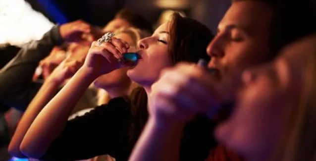 Εκτεταμένη ηπατική βλάβη προκαλεί η ακατάσχετη κατανάλωση αλκοόλ