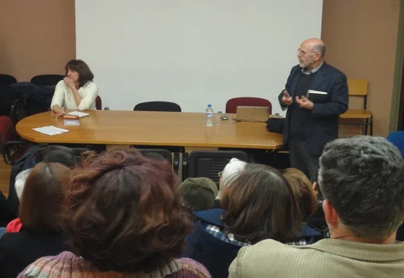 Πραγματοποίηθηκε στη Δράμα δημόσια συζήτηση για την Παιδεία