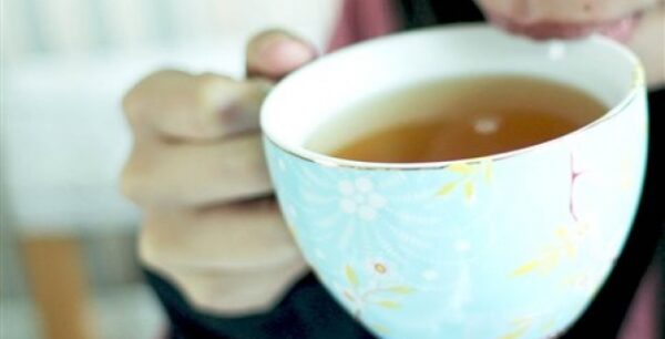 Το τσάι διατηρεί τα οστά υγιή και προλαμβάνει τα κατάγματα