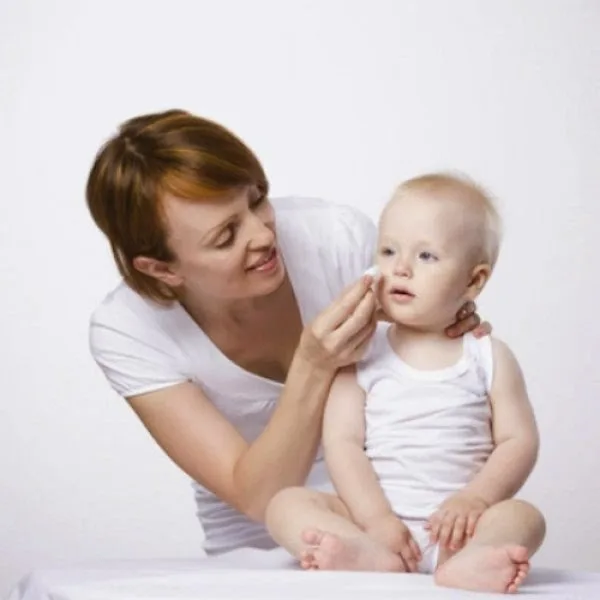 Μωρομάντηλα: 10+1 εναλλακτικές χρήσεις τους που θα κάνουν τη ζωή σας πιο εύκολη