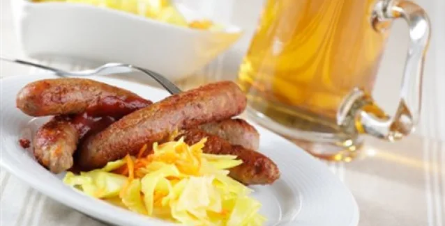 Αλκοόλ και κατεργασμένο κρέας αυξάνουν τον κίνδυνο καρκίνου στο στομάχι