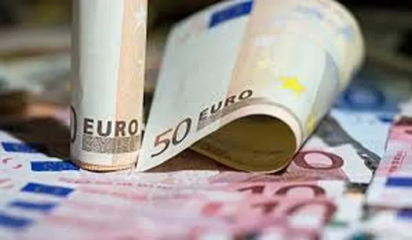 Γιατί καταργείται το χαρτονόμισμα των 50 ευρώ από τις 5 Απριλίου