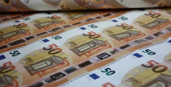 Ο πληθωρισμός «ροκανίζει» τις γερμανικές καταθέσεις