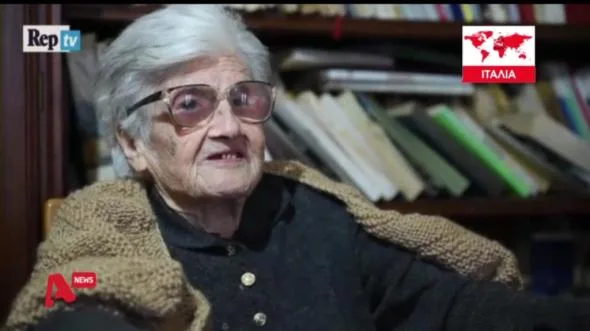 Γιαγιά 100 χρόνων διδάσκει δωρεάν αρχαία ελληνικά !