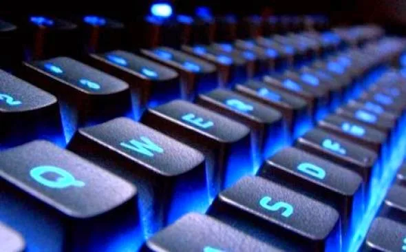 Προσοχή – Ιός “κλειδώνει” αρχεία και ζητάει… λύτρα