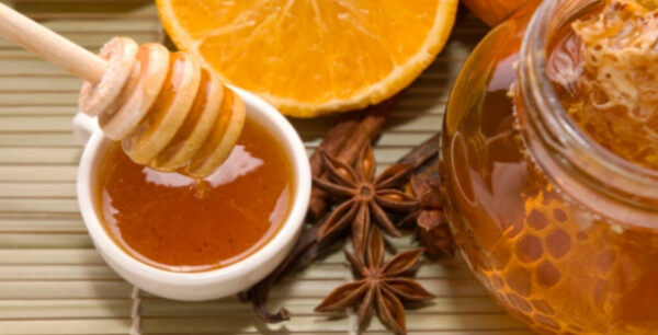 Χάστε βάρος με μέλι και κανέλα!