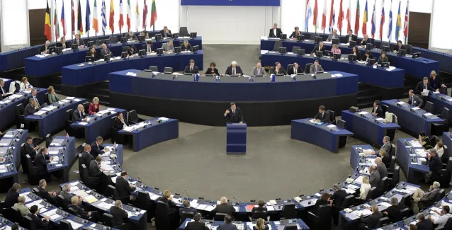 Σχέδιο για τη μεταβίβαση των κόκκινων δανείων σε μια «κακή τράπεζα»